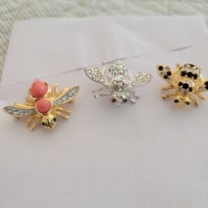 Joan Rivers Silverand Gold Tone Bee Brooch - Women Fashion Jewelry